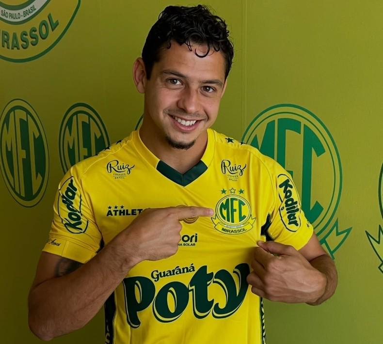 官方：原长春亚泰外援吉列尔梅加盟巴甲米拉索尔